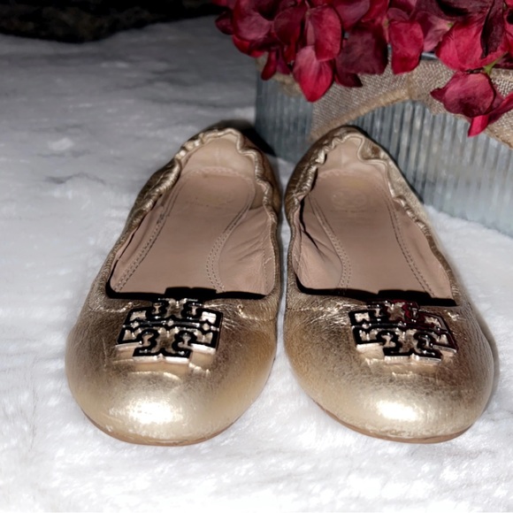 TORY BURCH Melinda Gold Leather Metallic Flat - Picture 5 of 8
